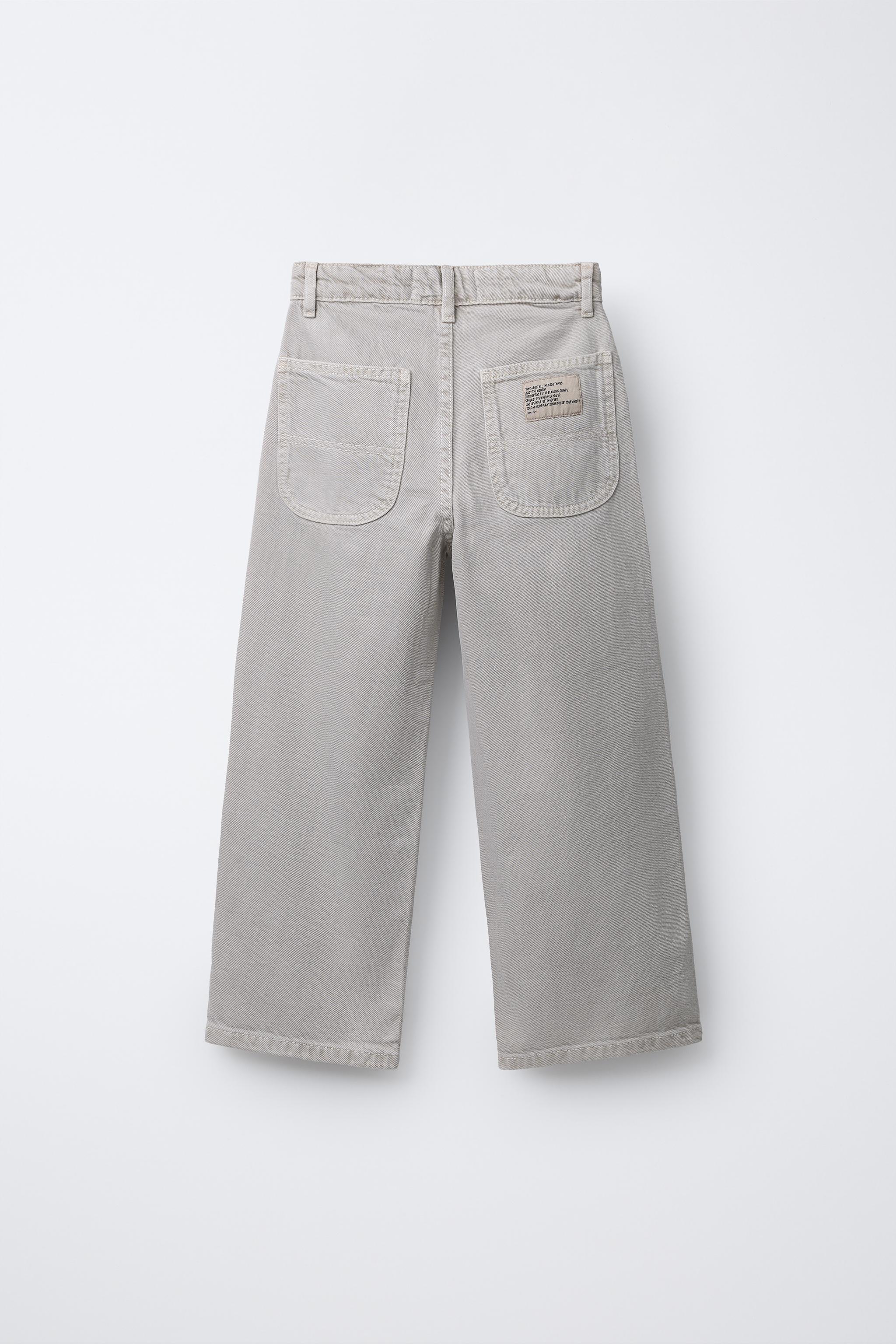 STRAIGHT JEANS WITH SEAMS